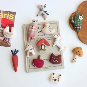 Cartoon Brooch Pin Handmade Linen Cotton Floral House Apple Mushroom Embroidery Korean Forest Style Fashion Accessory